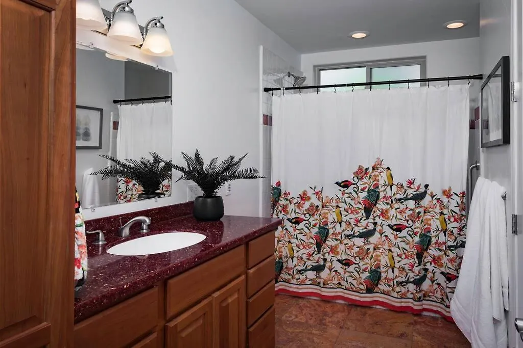Holiday home Best Location In Phoenix! 5500Ft 6Bd-6Ba Pool-Spa-Game Room United States